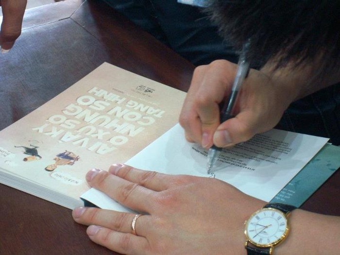 Đây là cuốn sách về thế giới kỳ ảo, sinh động của những con số do GS. Ngô Bảo Châu cùng Nguyễn Phương Văn chắp bút đã trở thành best-seller ngay trong tuần phát hành đầu tiên. ĐÁP ÁN TIẾNG ANH KHỐI A1, D1 HỆ CAO ĐẲNG 2012 - ĐÁP ÁN MÔN VĂN KHỐI C, D HỆ CAO ĐẲNG 2012 - ĐÁP ÁN MÔN SINH KHỐI B HỆ CAO ĐẲNG 2012 - ĐÁP ÁN MÔN VẬT LÝ KHỐI A, A1 HỆ CAO ĐẲNG 2012 - ĐÁP ÁN MÔN LỊCH SỬ KHỐI C HỆ CAO ĐẲNG 2012 - ĐÁP ÁN MÔN LỊCH SỬ KHỐI C HỆ CAO ĐẲNG 2012